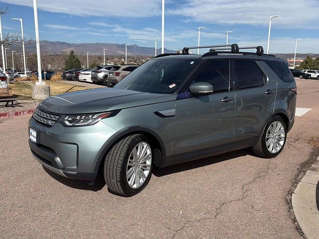 Used 2017 Land Rover Discovery HSE image 3