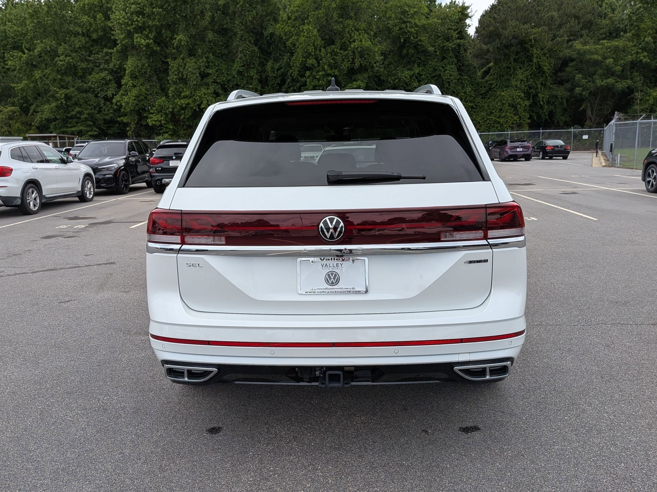 New 2026 Volkswagen Atlas SEL Premium R-Line AWD/4WD image 4
