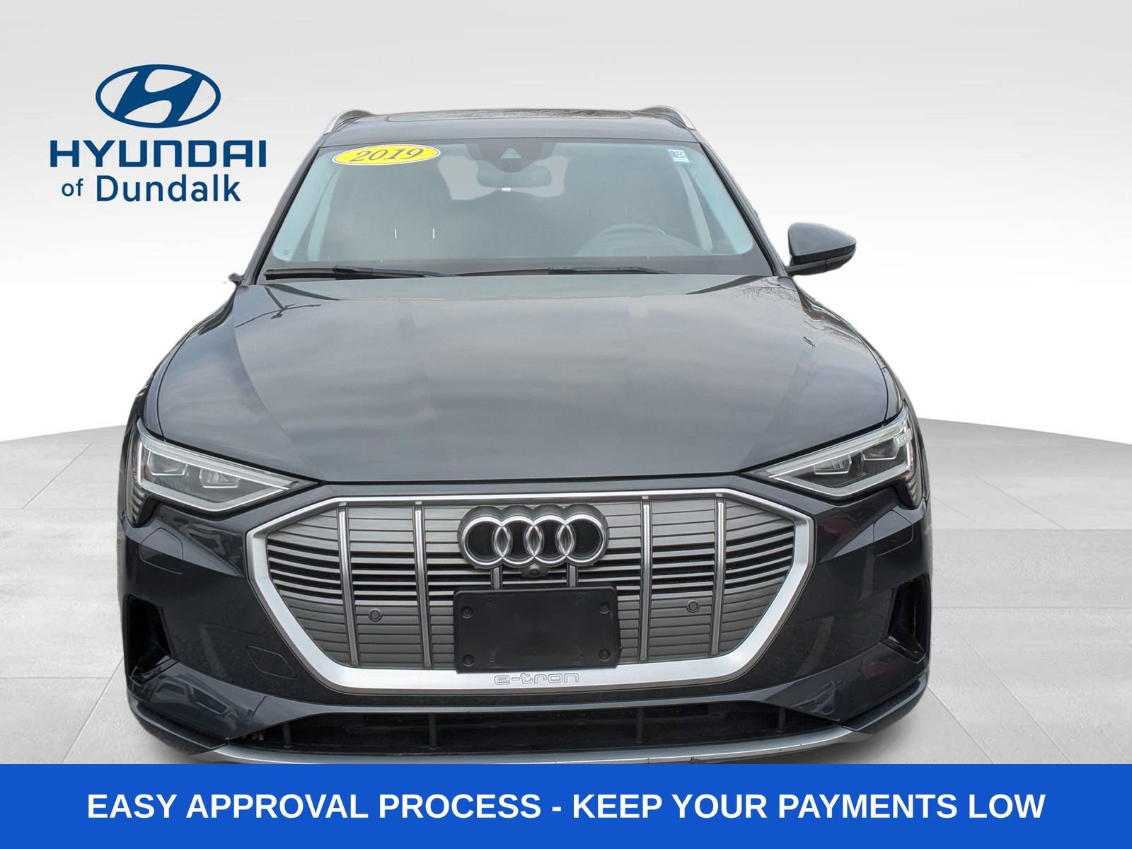 Used 2019 Audi e-tron Prestige w/ Prestige Package image 12