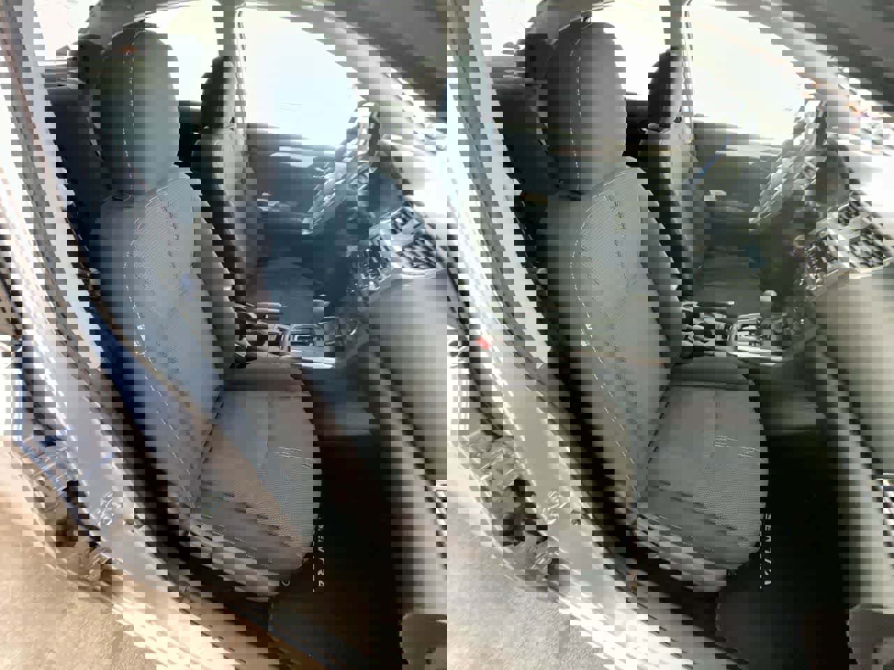 Used 2016 Nissan Sentra S image 22