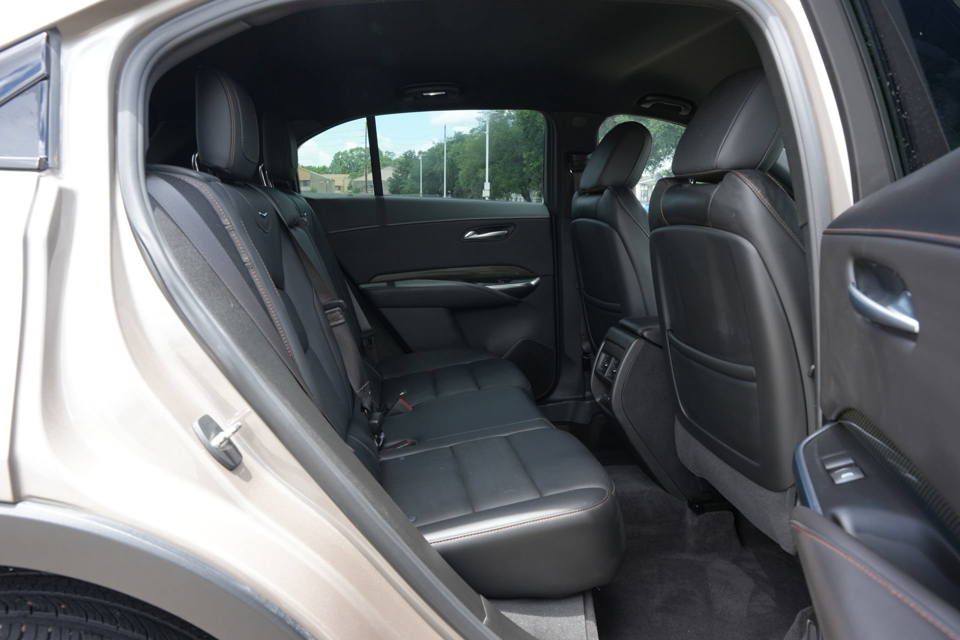 Certified 2023 Cadillac XT4 Sport FWD image 23