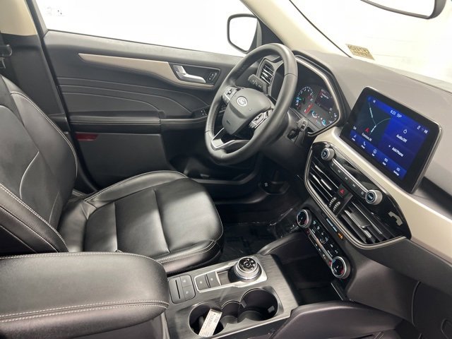 Used 2022 Ford Escape SEL image 25