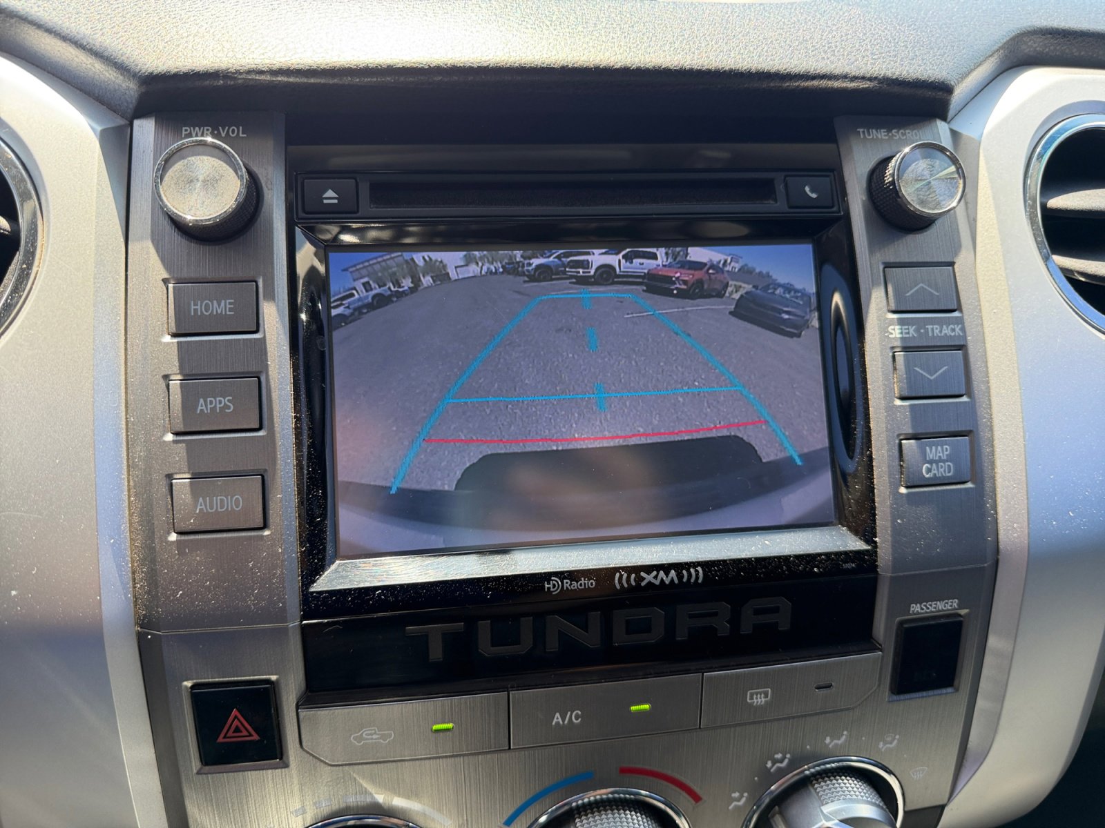 Used 2015 Toyota Tundra SR5 w/ SR5 Upgrade Package AWD/4WD image 22