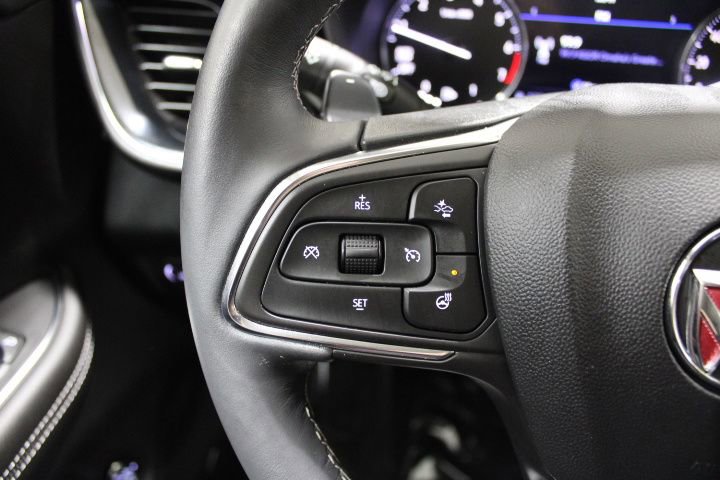 Used 2023 Buick Envision Avenir image 39