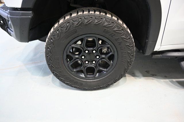 Used 2024 Chevrolet Silverado 1500 ZR2 w/ ZR2 Bison Edition image 36