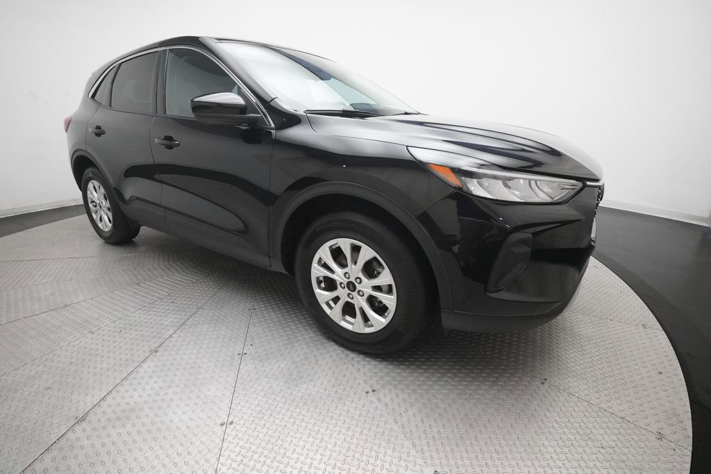 Used 2023 Ford Escape Active w/ Tech Pack #2 AWD/4WD image 36