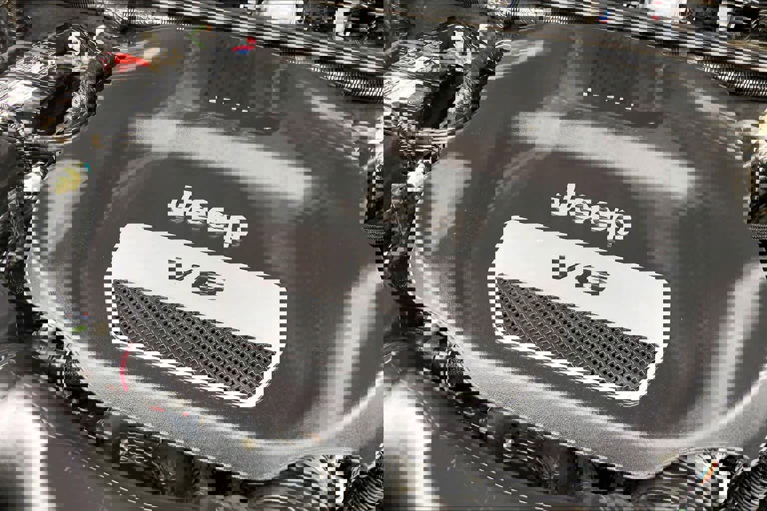 Used 2017 Jeep Wrangler 75th Anniversary image 30