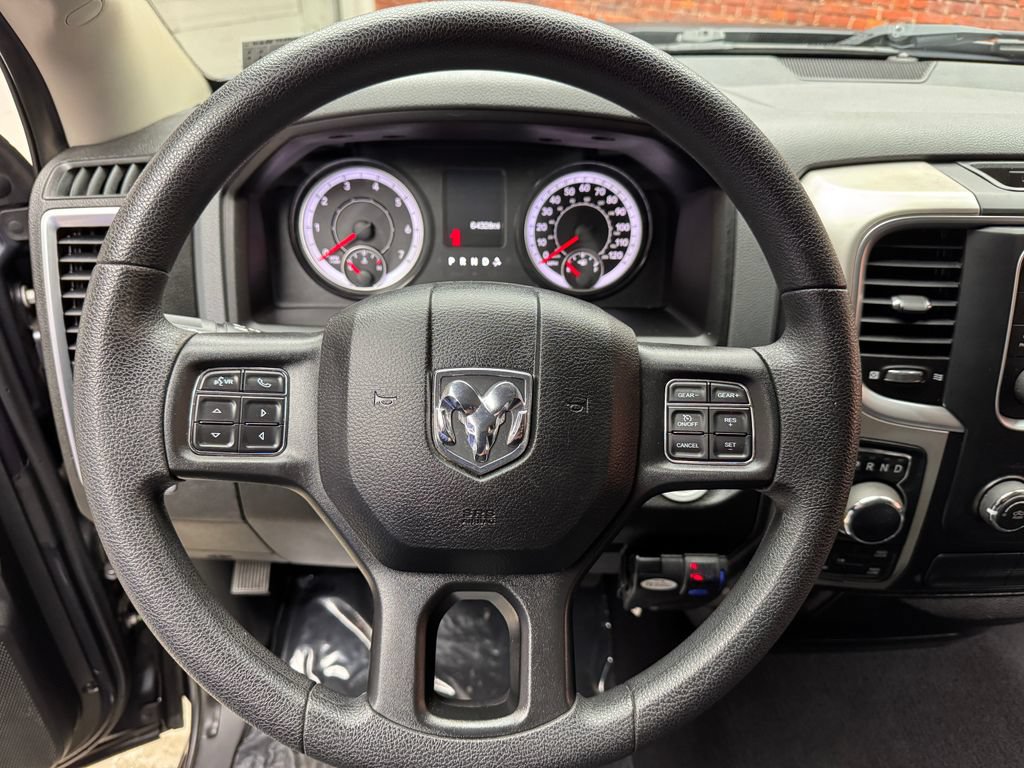 Used 2020 RAM 1500 Warlock AWD/4WD image 14