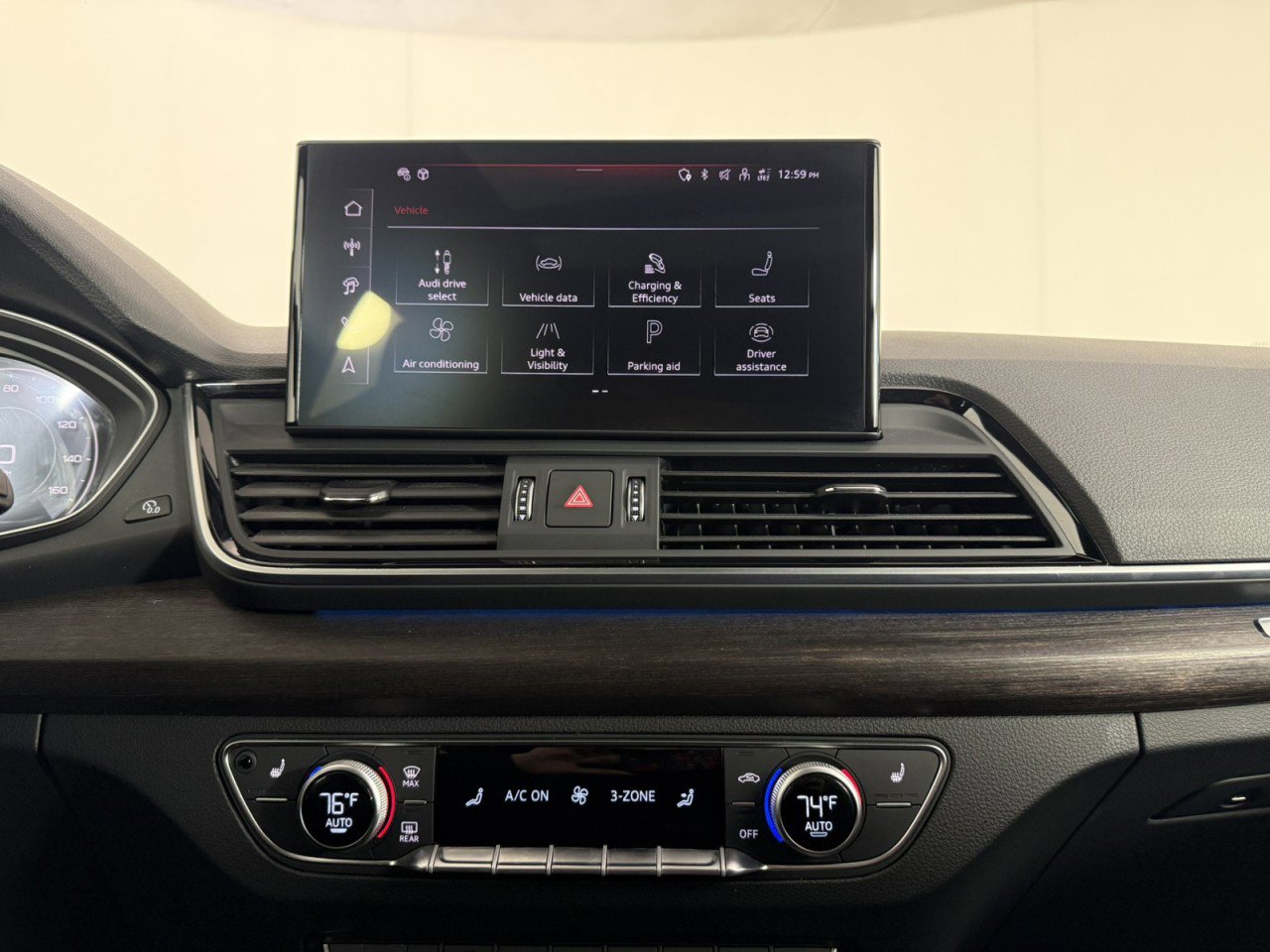 Used 2025 Audi Q5 e Premium Plus w/ Premium Plus Package image 20