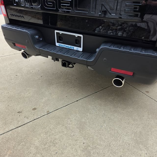 New 2026 Honda Ridgeline Black Edition image 15