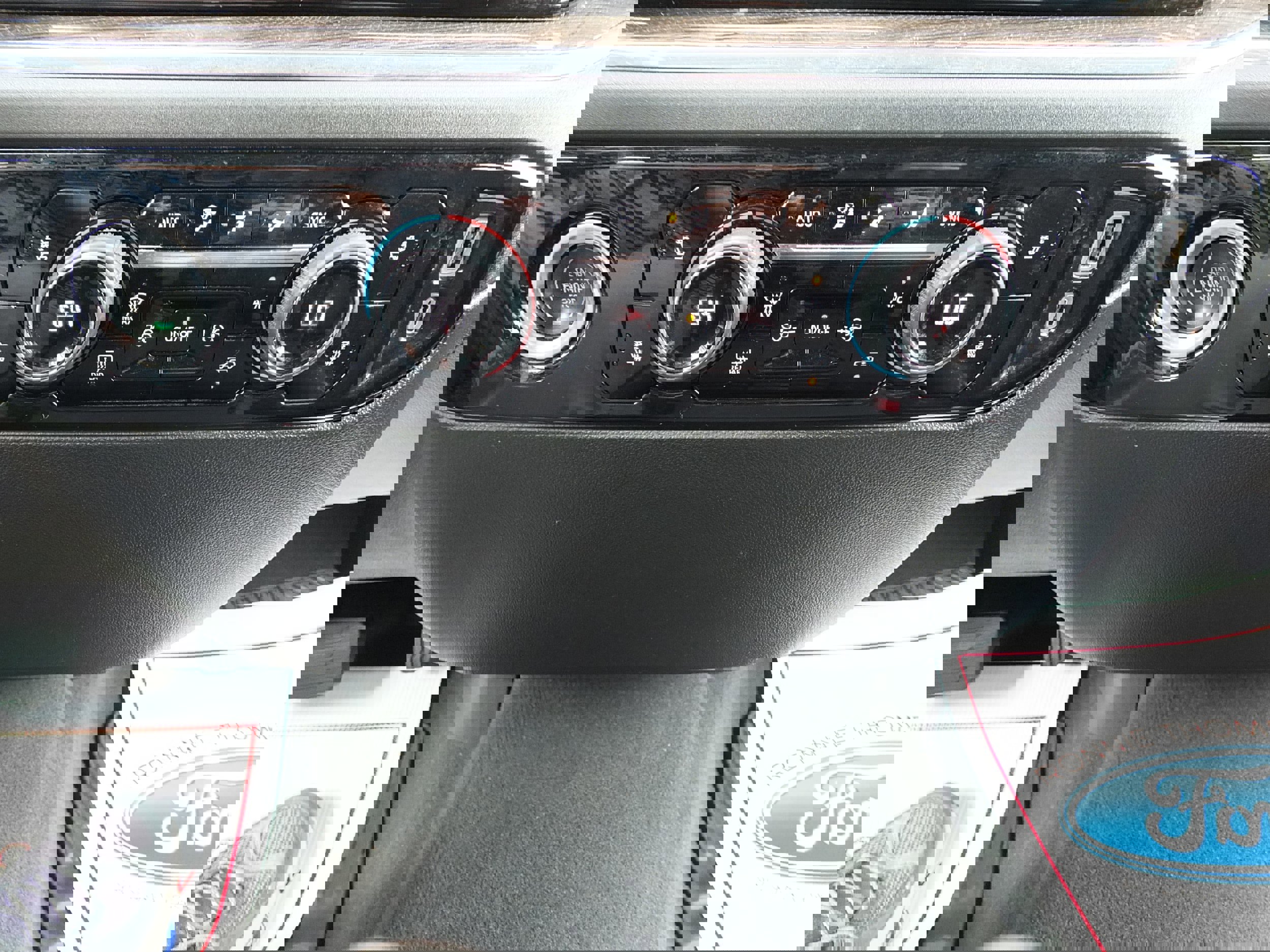 Used 2023 Chevrolet Silverado 1500 LT image 24