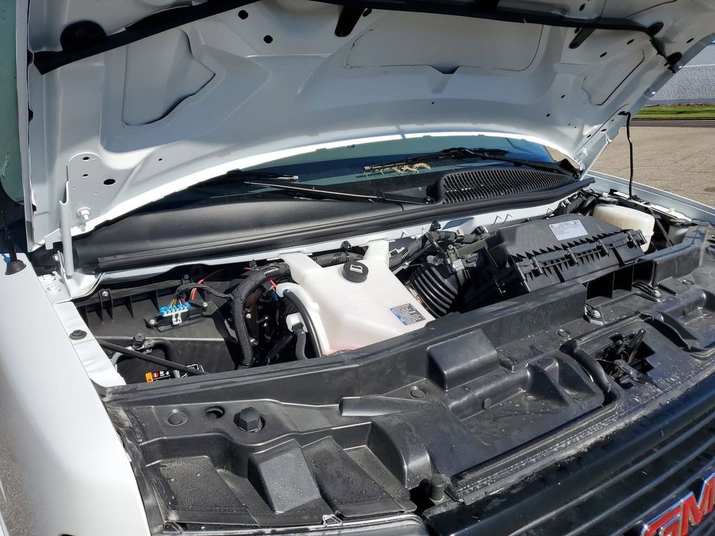 New 2025 GMC Savana 3500 Extended w/ Driver Convenience Package image 26