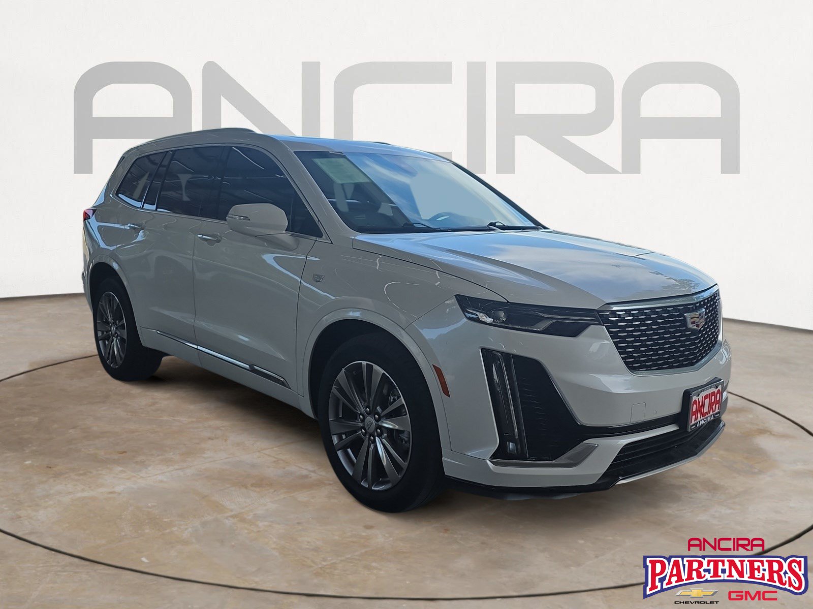 Used 2023 Cadillac XT6 Premium Luxury FWD image 1