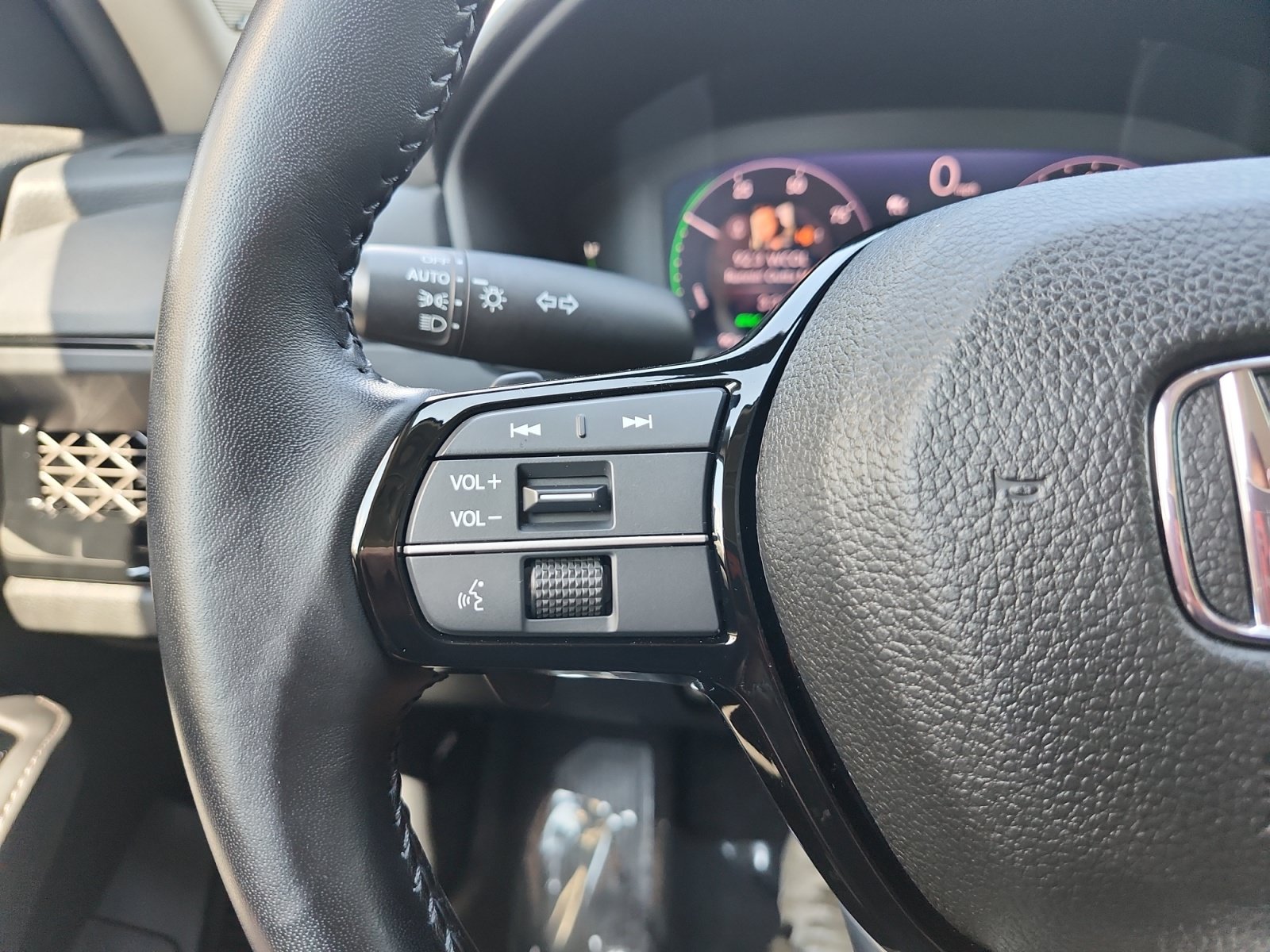 Used 2024 Honda Accord Touring image 28
