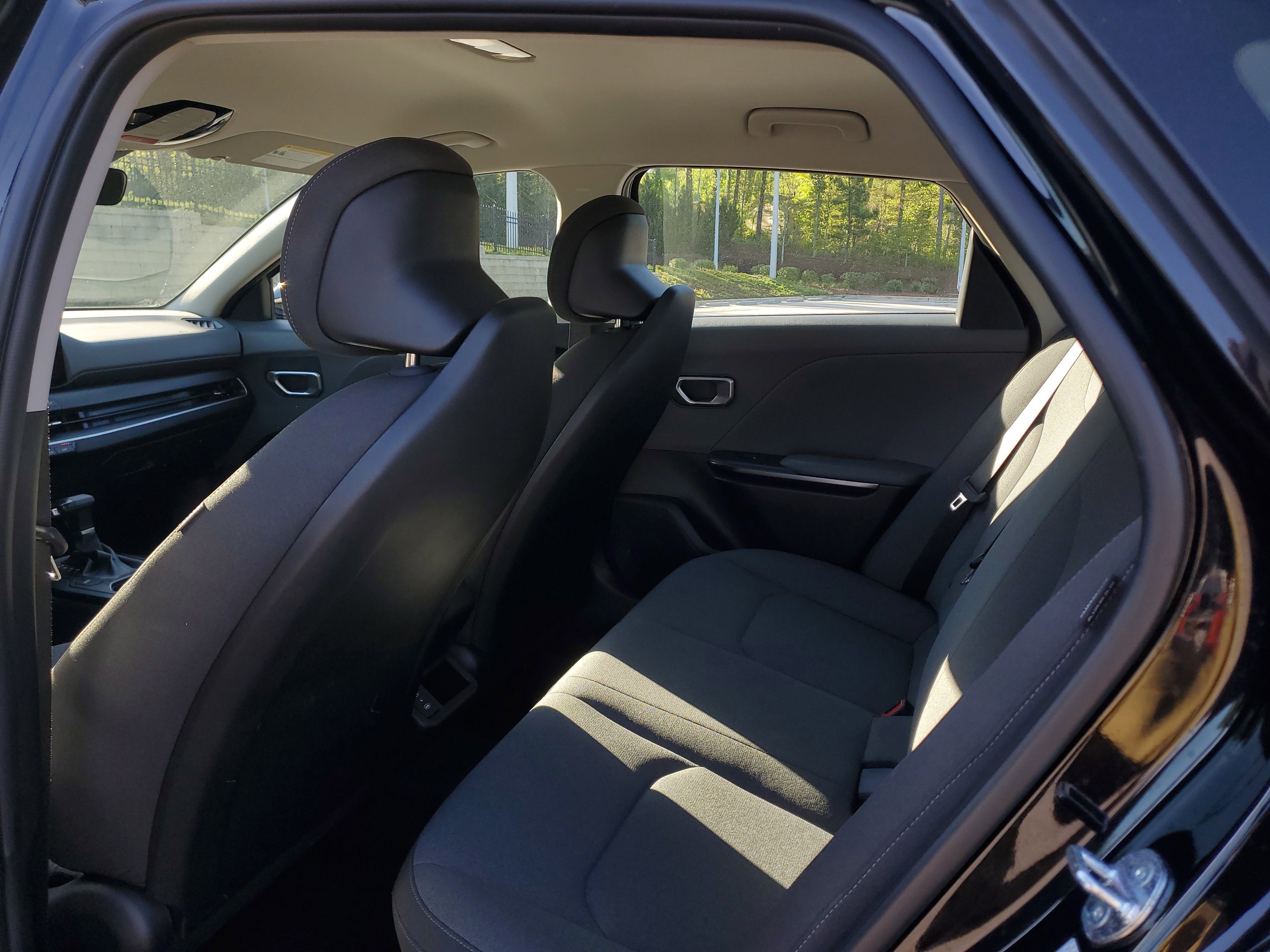 Used 2025 Kia K4 LX image 10