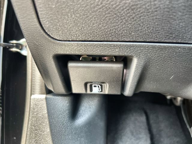 Certified 2023 Nissan Sentra SV w/ All-Weather Package FWD image 29