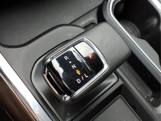 Used 2024 Chevrolet Silverado 1500 RST image 22