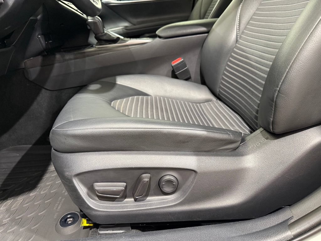 Certified 2024 Toyota Camry SE FWD image 13