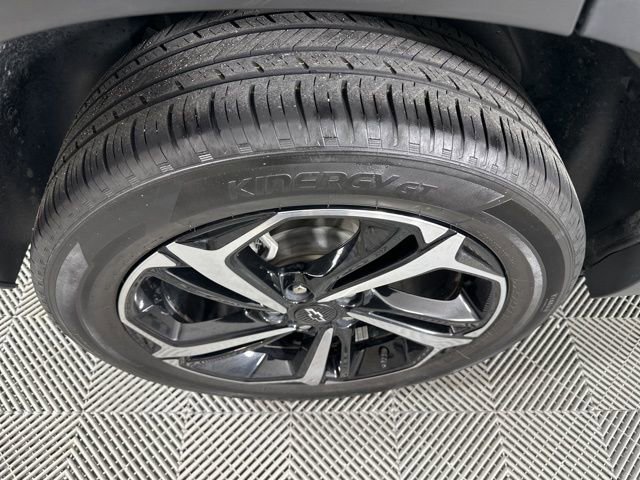 Used 2023 Chevrolet TrailBlazer RS w/ Convenience Package image 11