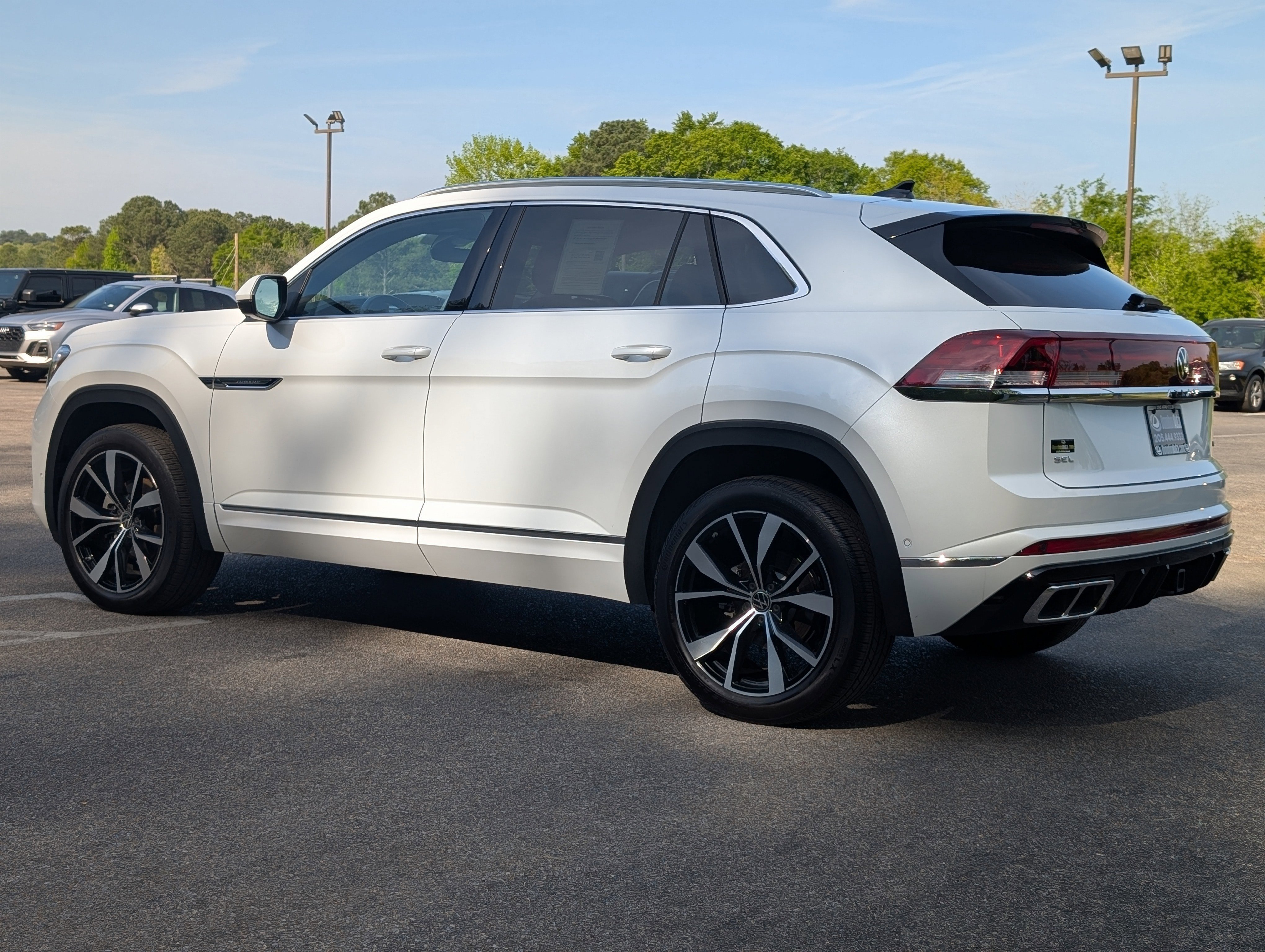 Used 2024 Volkswagen Atlas Cross Sport SEL Premium R-Line image 7