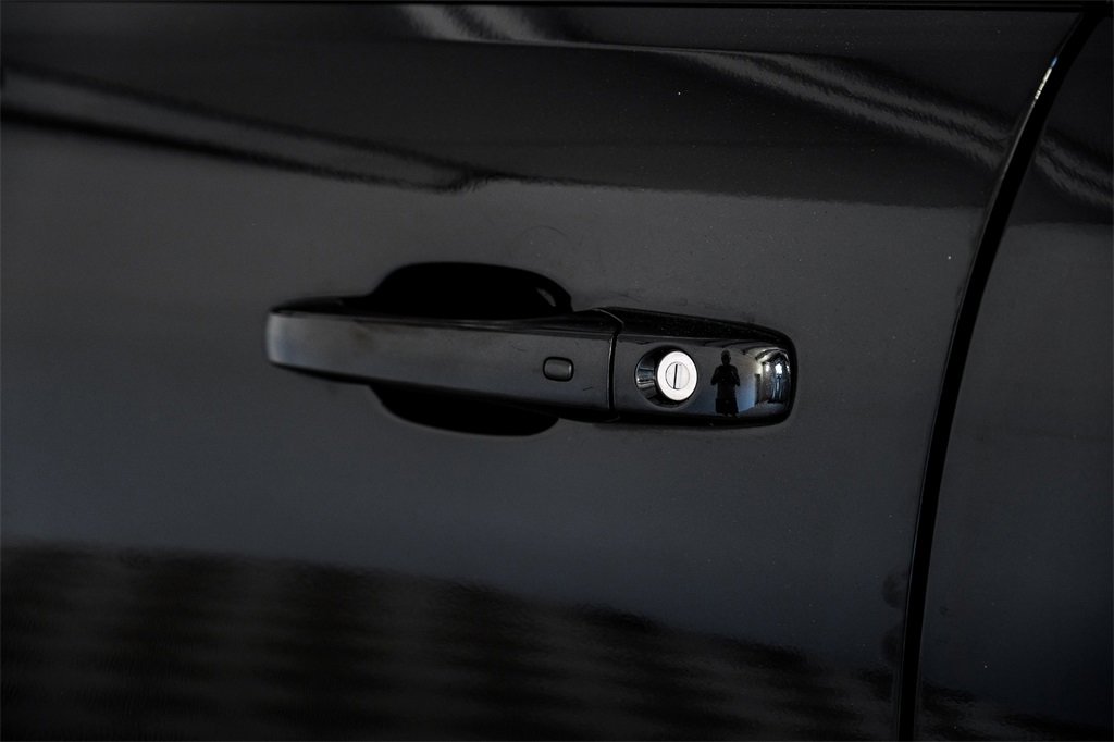 Used 2024 Dodge Durango SXT w/ SXT Blacktop Group image 41