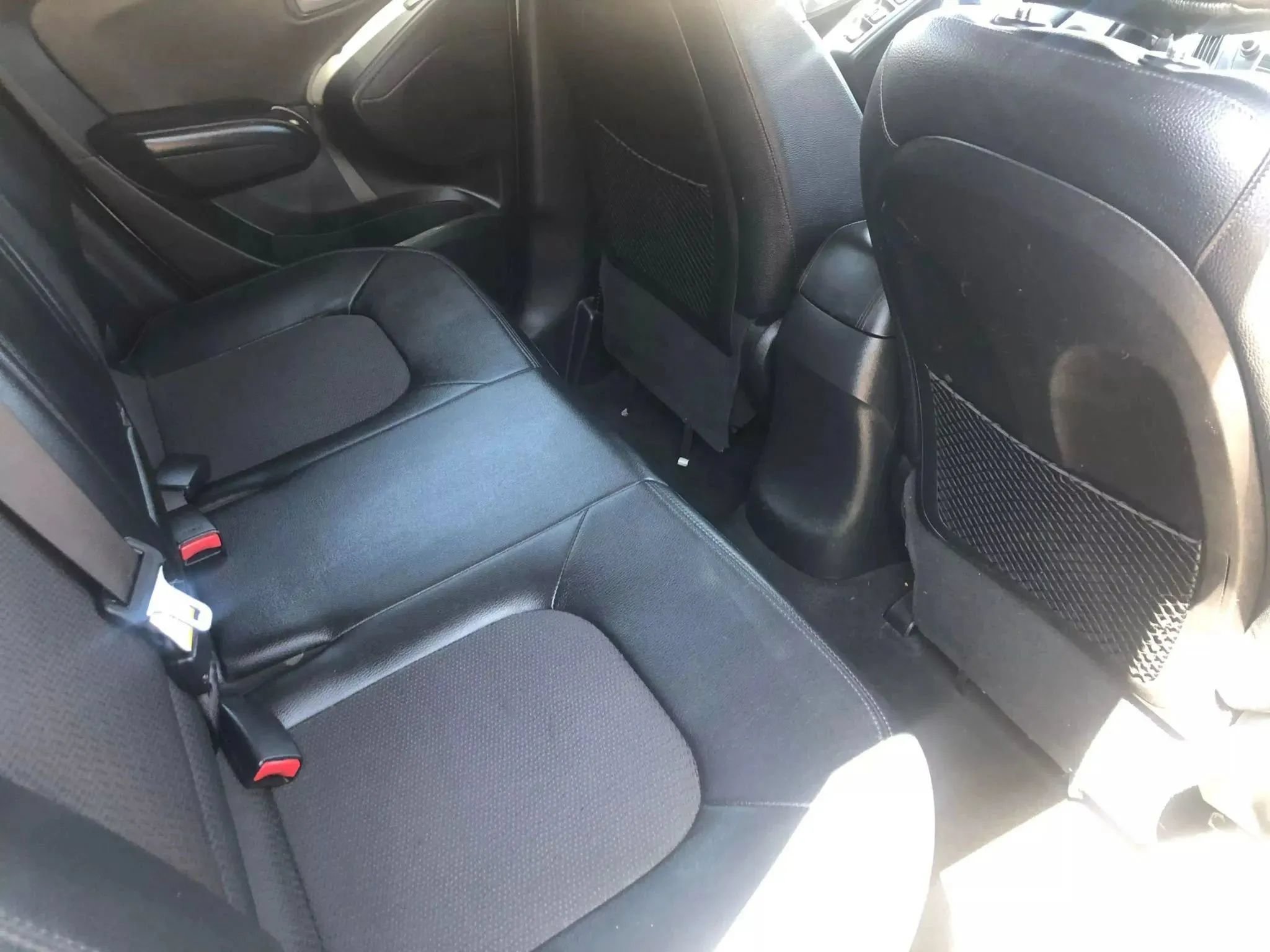 Used 2011 Hyundai Tucson GLS FWD image 12