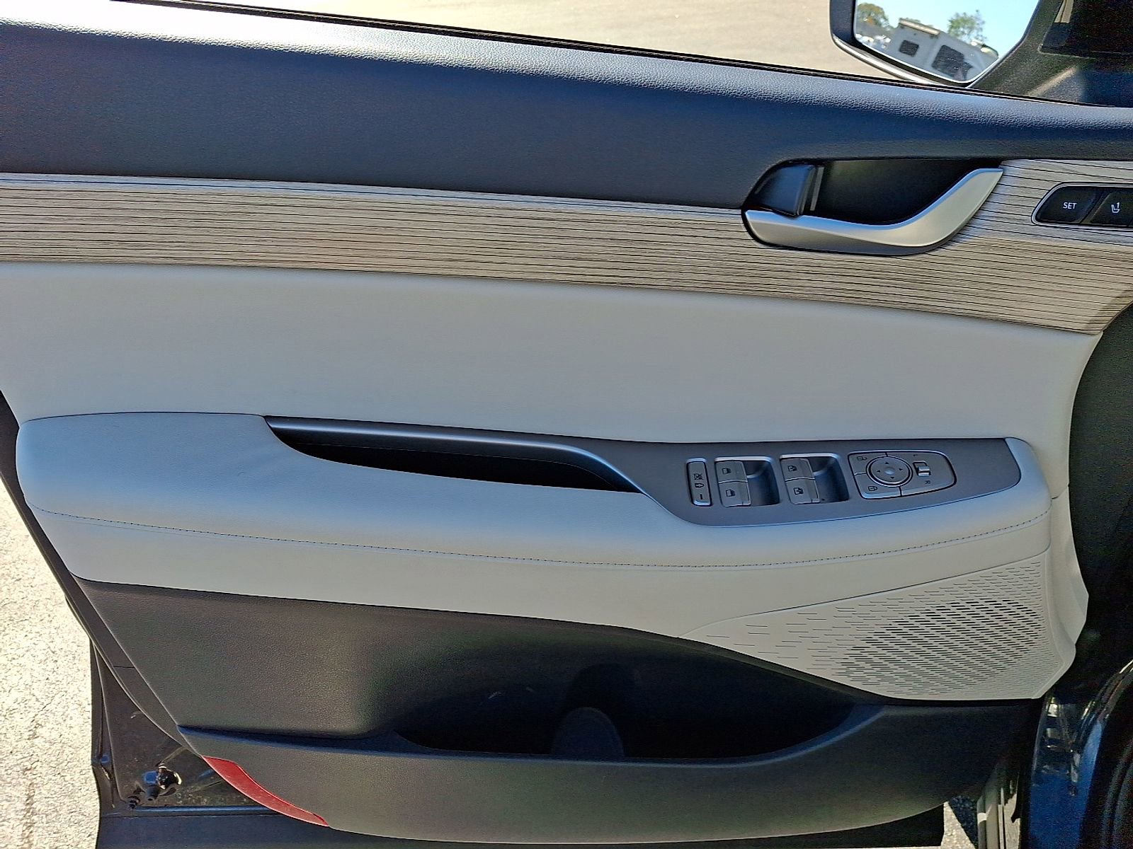 Used 2021 Hyundai Palisade SEL w/ Premium Package image 13