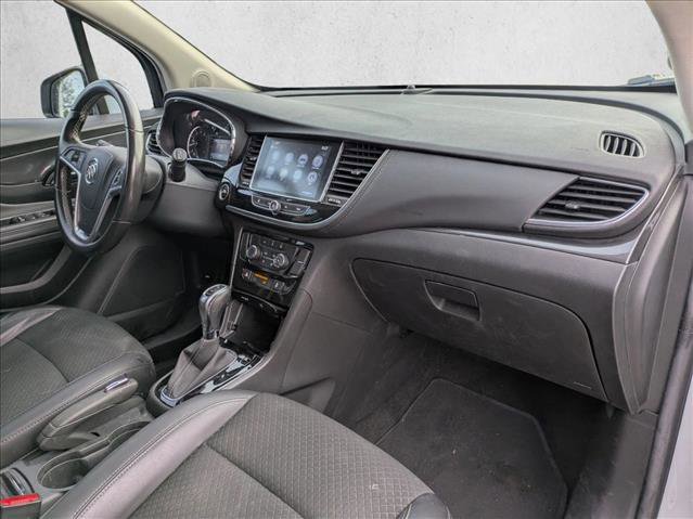 Used 2021 Buick Encore Preferred image 18