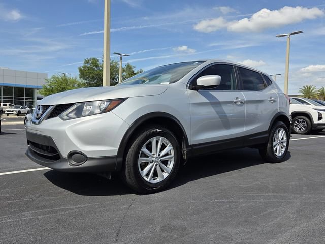 Used 2017 Nissan Rogue Sport S w/ S Appearance Package FWD image 2