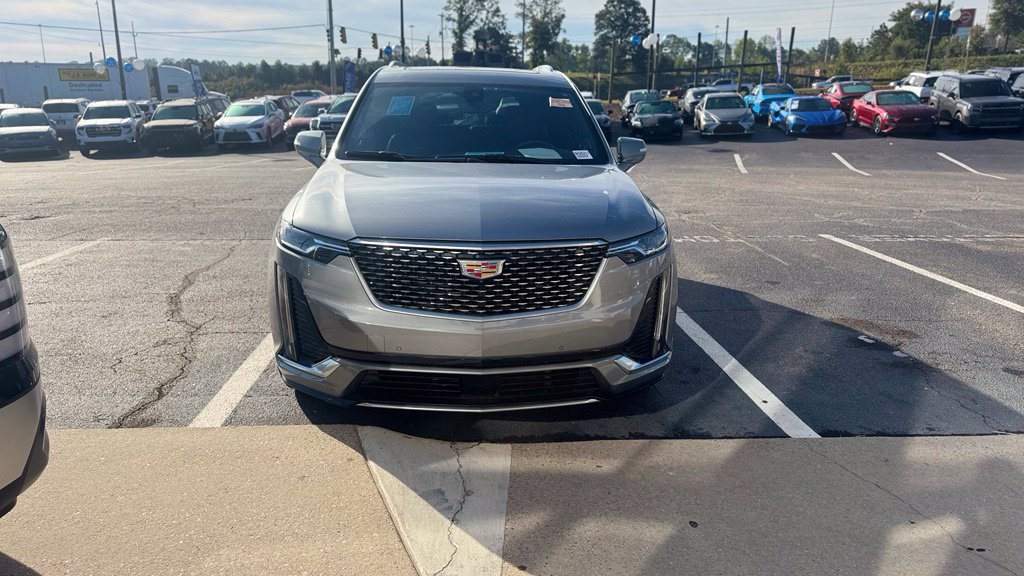 Used 2025 Cadillac XT6 Premium Luxury w/ Technology Package AWD/4WD image 1