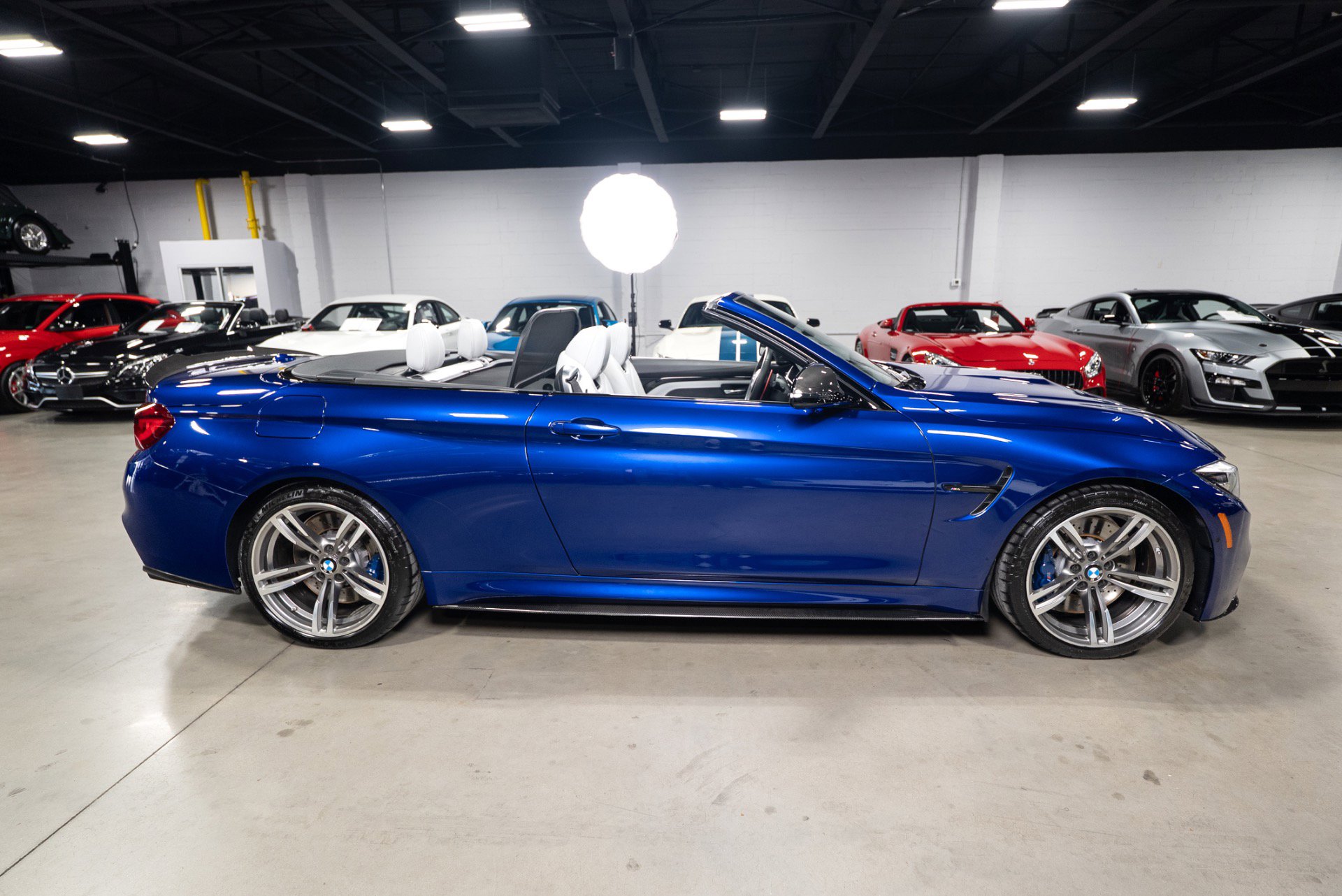 Used 2020 BMW M4 Convertible w/ Executive Package image 26