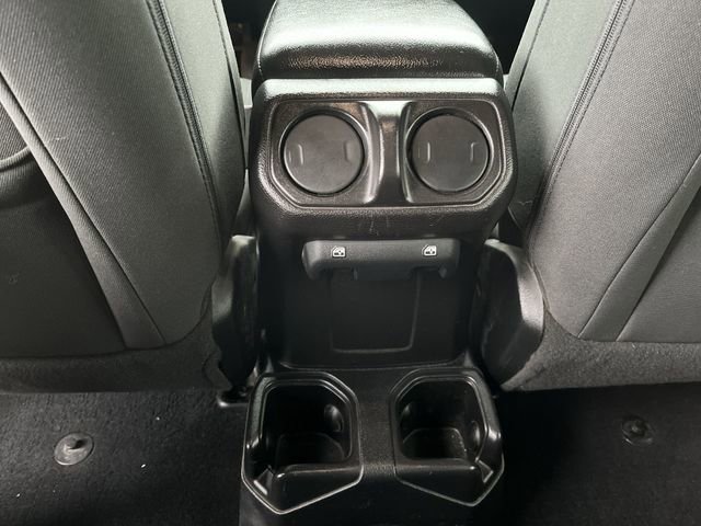 Used 2018 Jeep Wrangler Unlimited Sport S AWD/4WD image 24