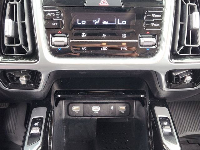 Used 2023 Kia Sorento SX AWD/4WD image 19