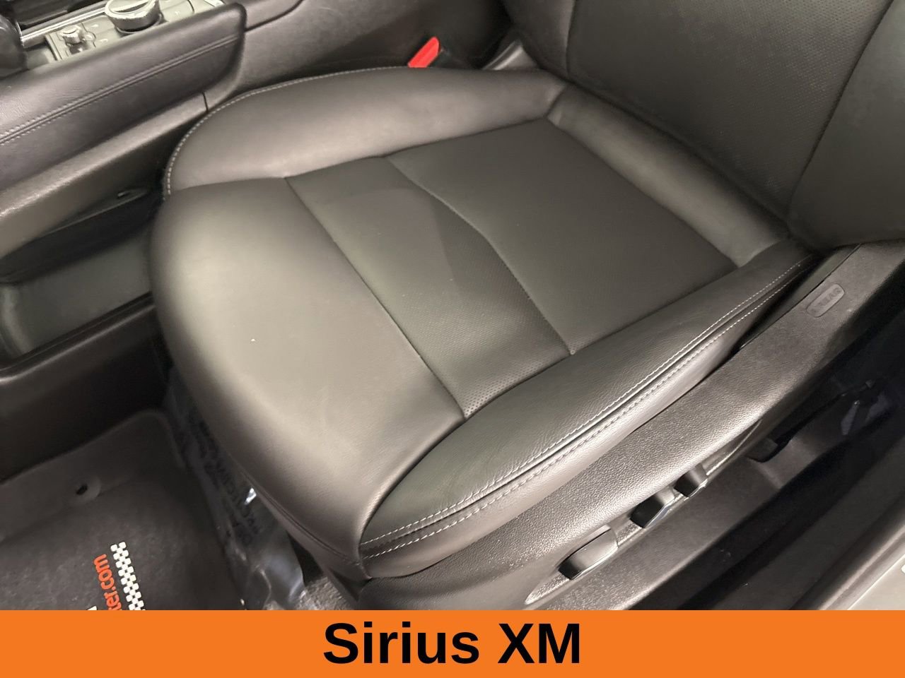 Used 2025 Cadillac XT5 Premium Luxury image 12