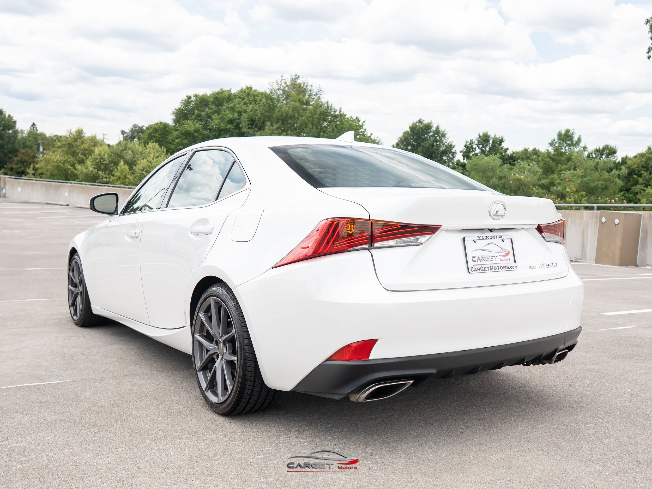 Used 2018 Lexus IS 300 AWD w/ Comfort Package image 5