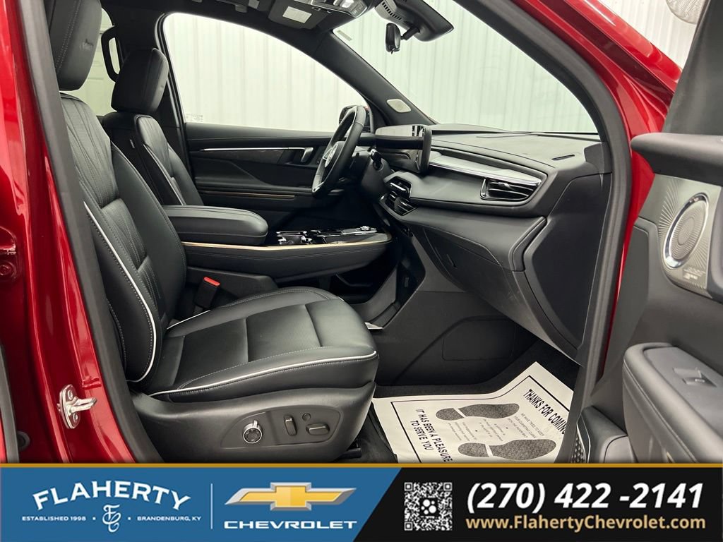 Used 2026 Buick Enclave Avenir w/ Super Cruise Package AWD/4WD image 15