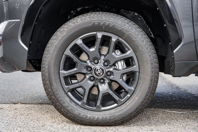 New 2026 Toyota Tundra Platinum image 17