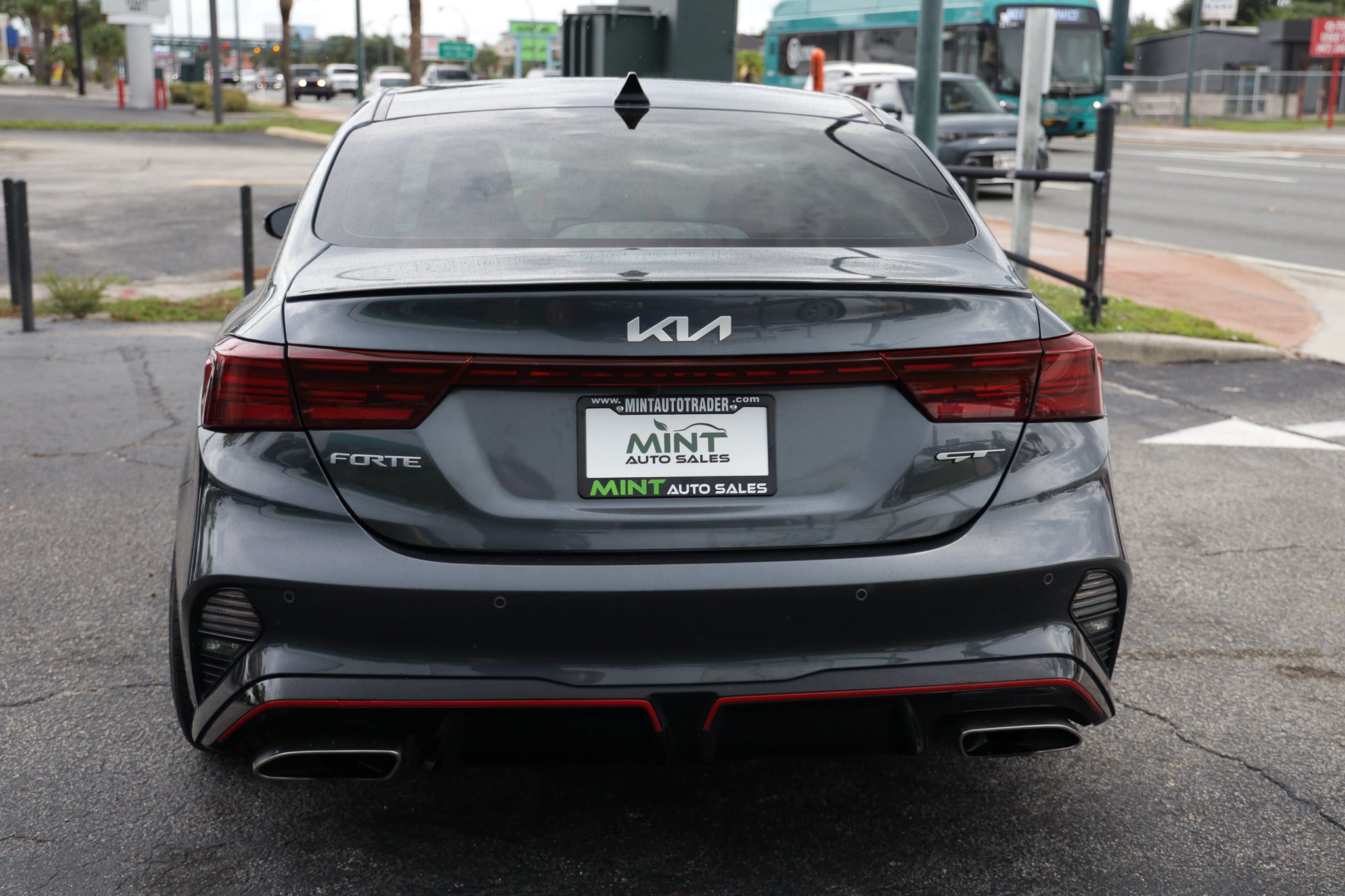 Used 2022 Kia Forte GT FWD image 10