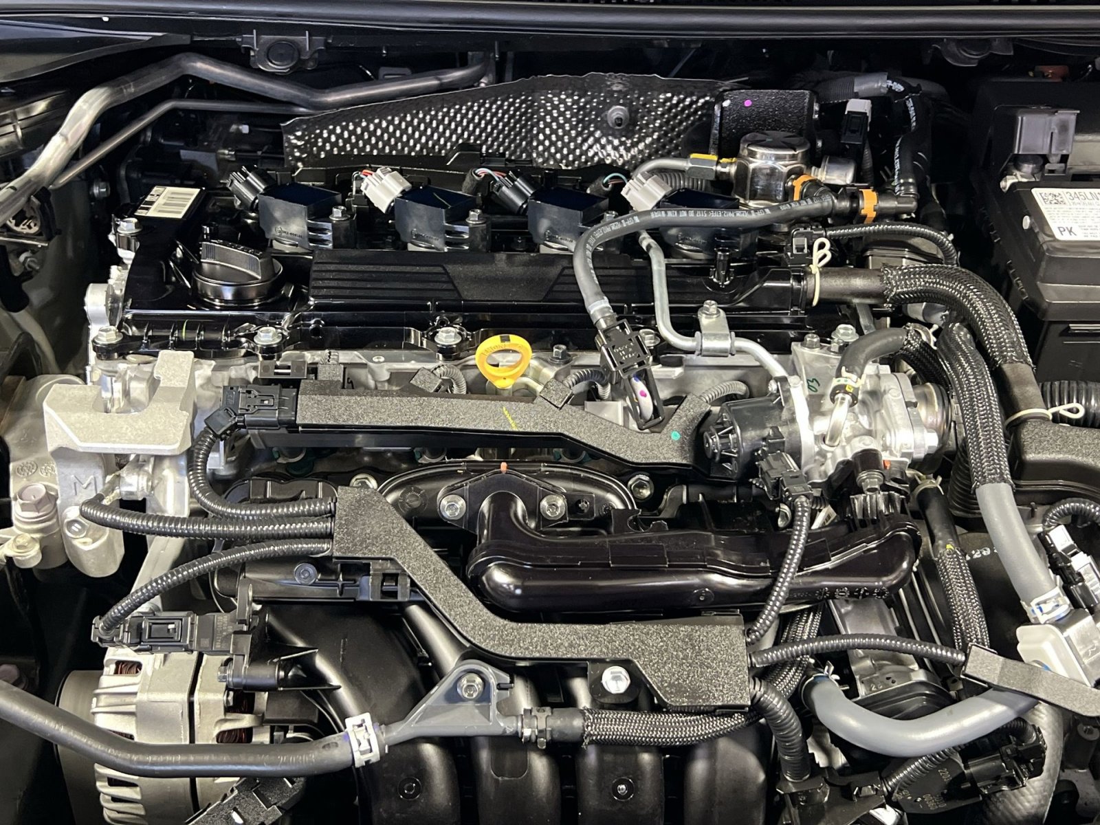 Used 2025 Toyota Corolla LE w/ LE Premium Package image 27