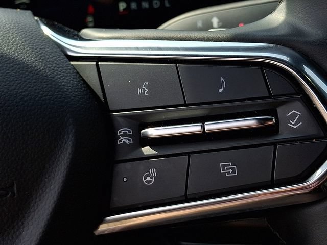 Used 2025 Chevrolet Equinox LT FWD image 21