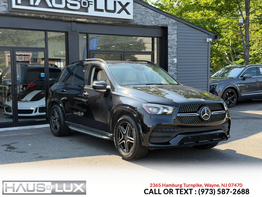 Used 2021 Mercedes-Benz GLE 450 4MATIC w/ AMG Line Exterior image 6
