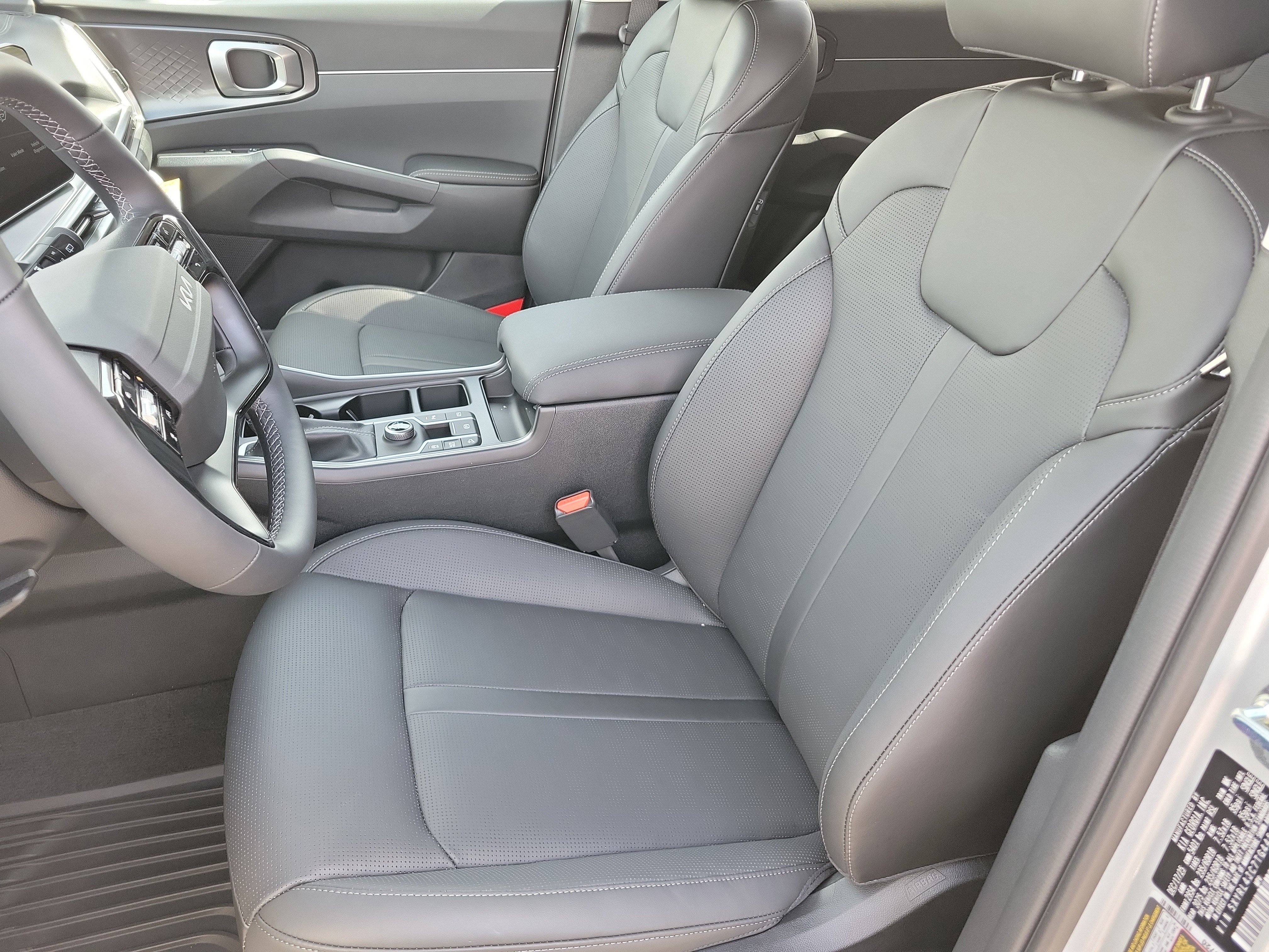 New 2026 Kia Sorento S image 4