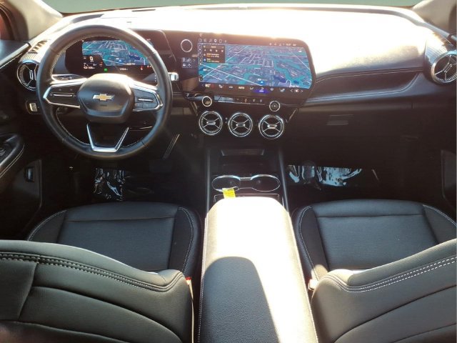 Used 2024 Chevrolet Blazer EV LT AWD/4WD image 12