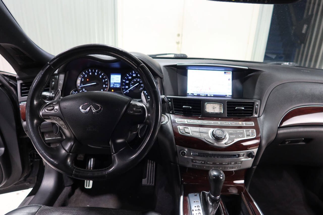 Used 2015 INFINITI Q70 3.7 w/ Sport Package RWD image 20