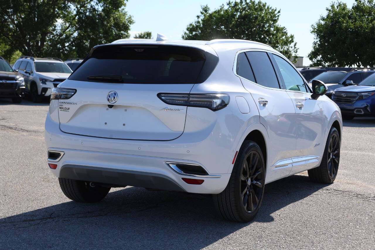 Used 2023 Buick Envision Avenir AWD/4WD image 9