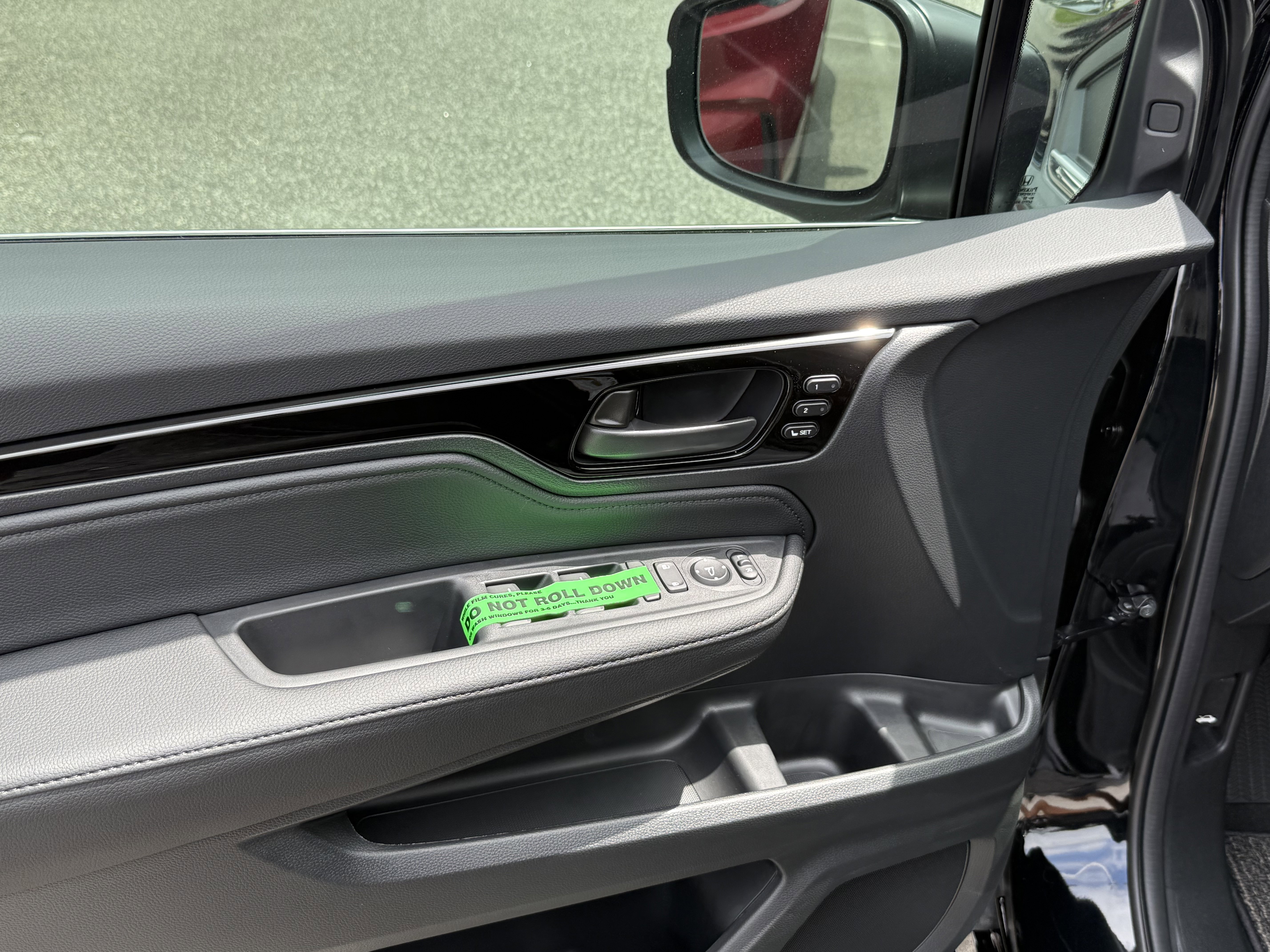 New 2026 Honda Odyssey Touring image 14