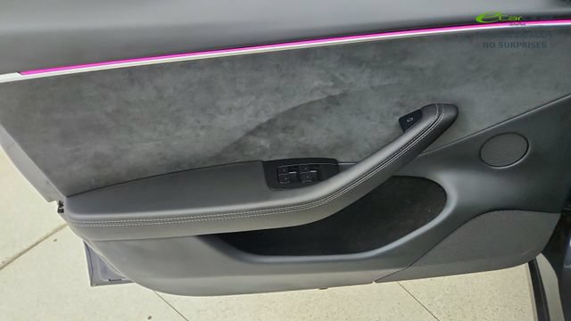 Used 2025 Tesla Model 3 Long Range AWD/4WD image 35