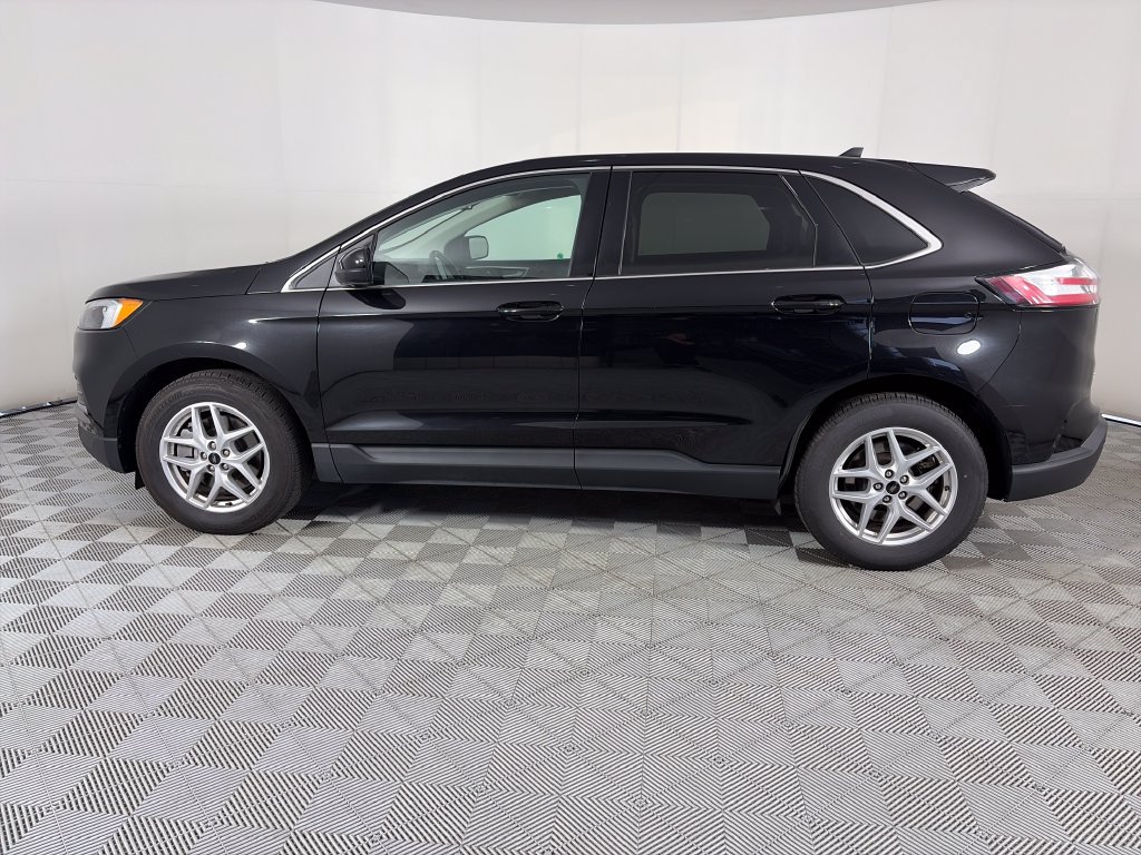 Used 2024 Ford Edge SEL AWD/4WD image 4