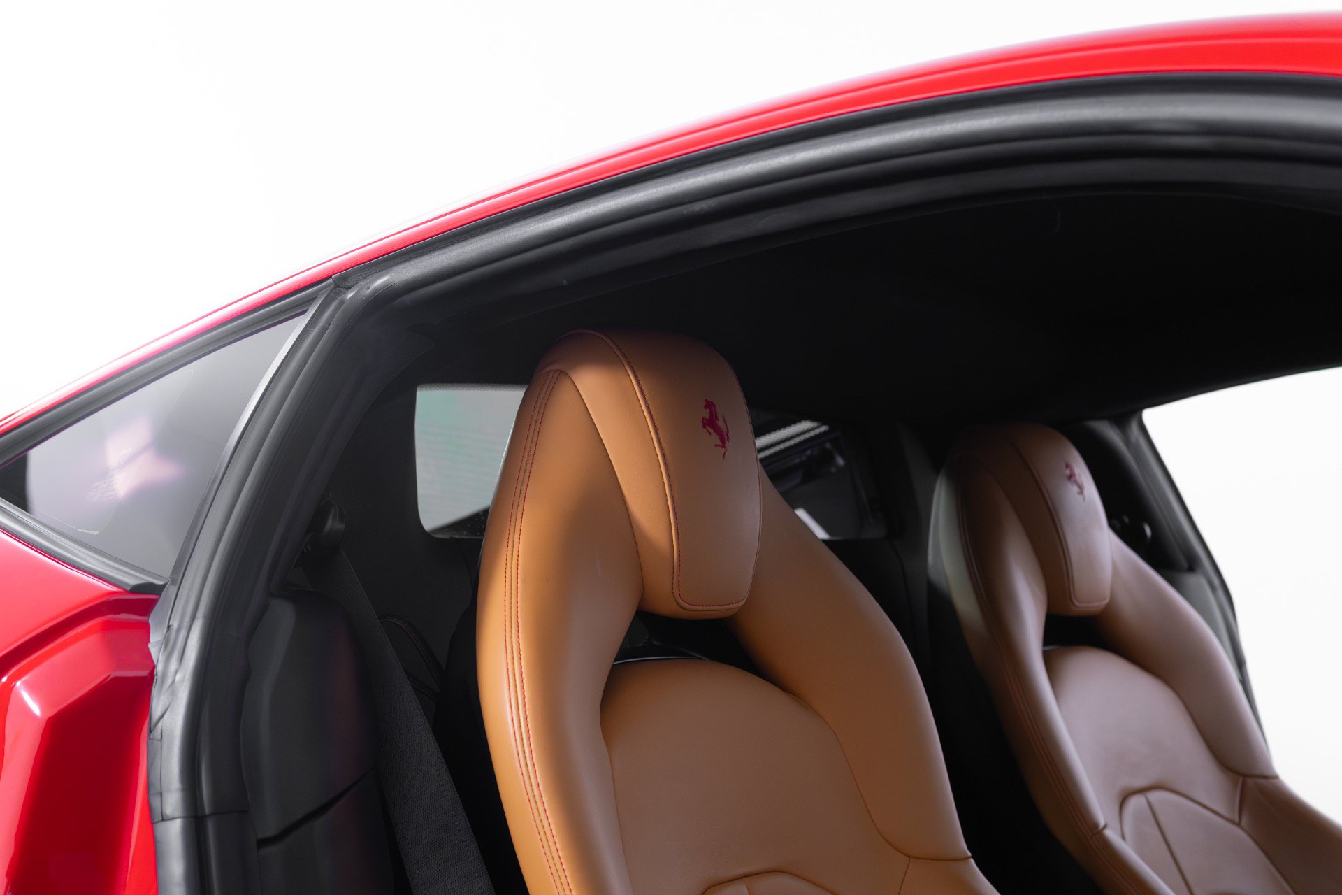 Used 2017 Ferrari 488 GTB RWD image 49