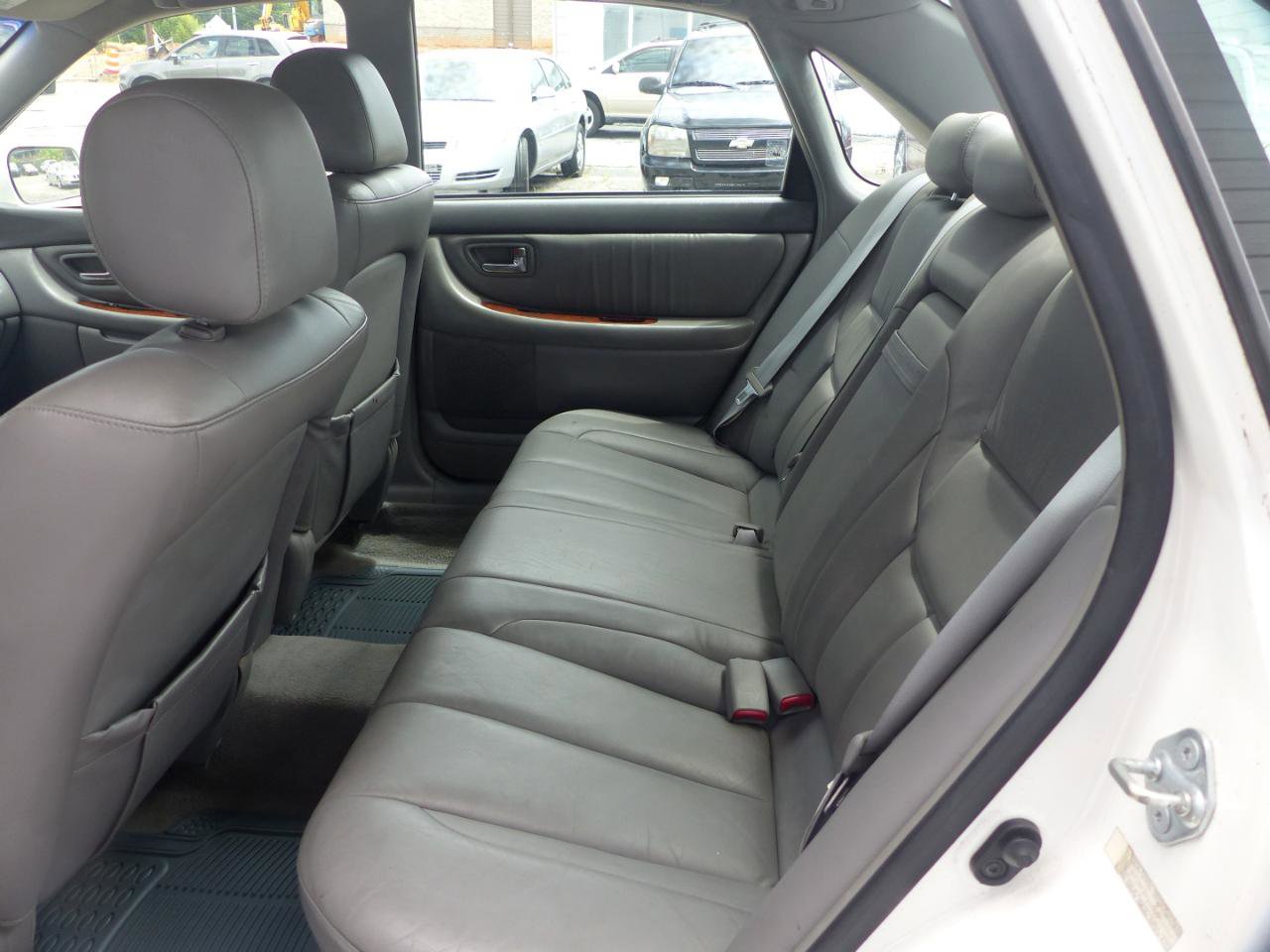 Used 2004 Toyota Avalon XL FWD image 11